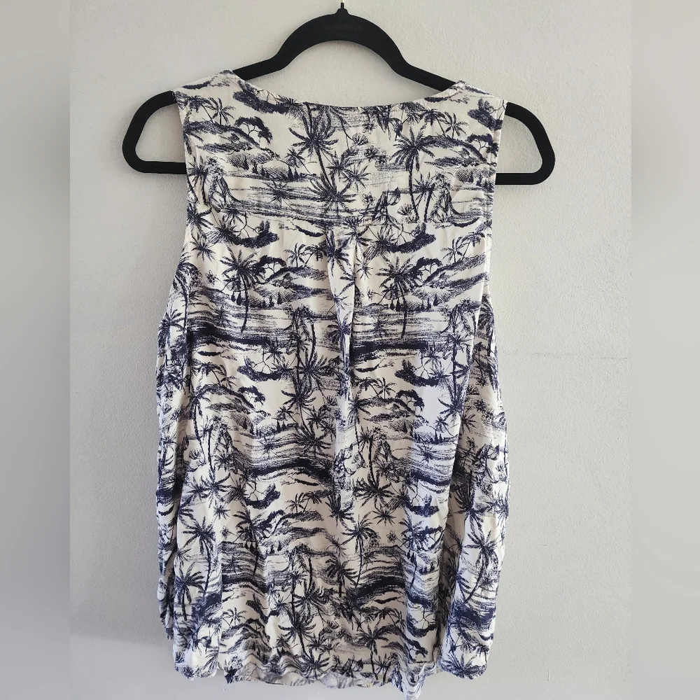 Torrid Harper tank blouse - palm trees - Picture 2 of 4